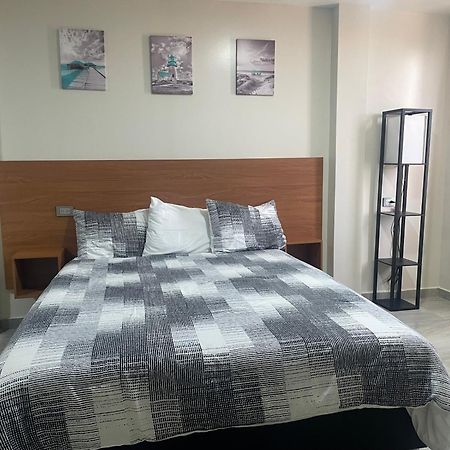 Apartamentos Aeropuerto Ciudad Juárez Esterno foto