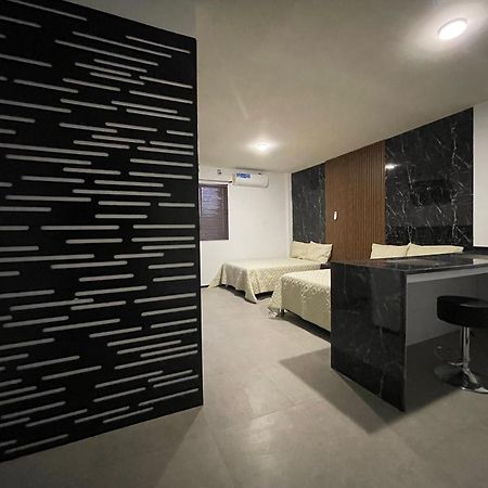 Apartamentos Aeropuerto Ciudad Juárez Esterno foto