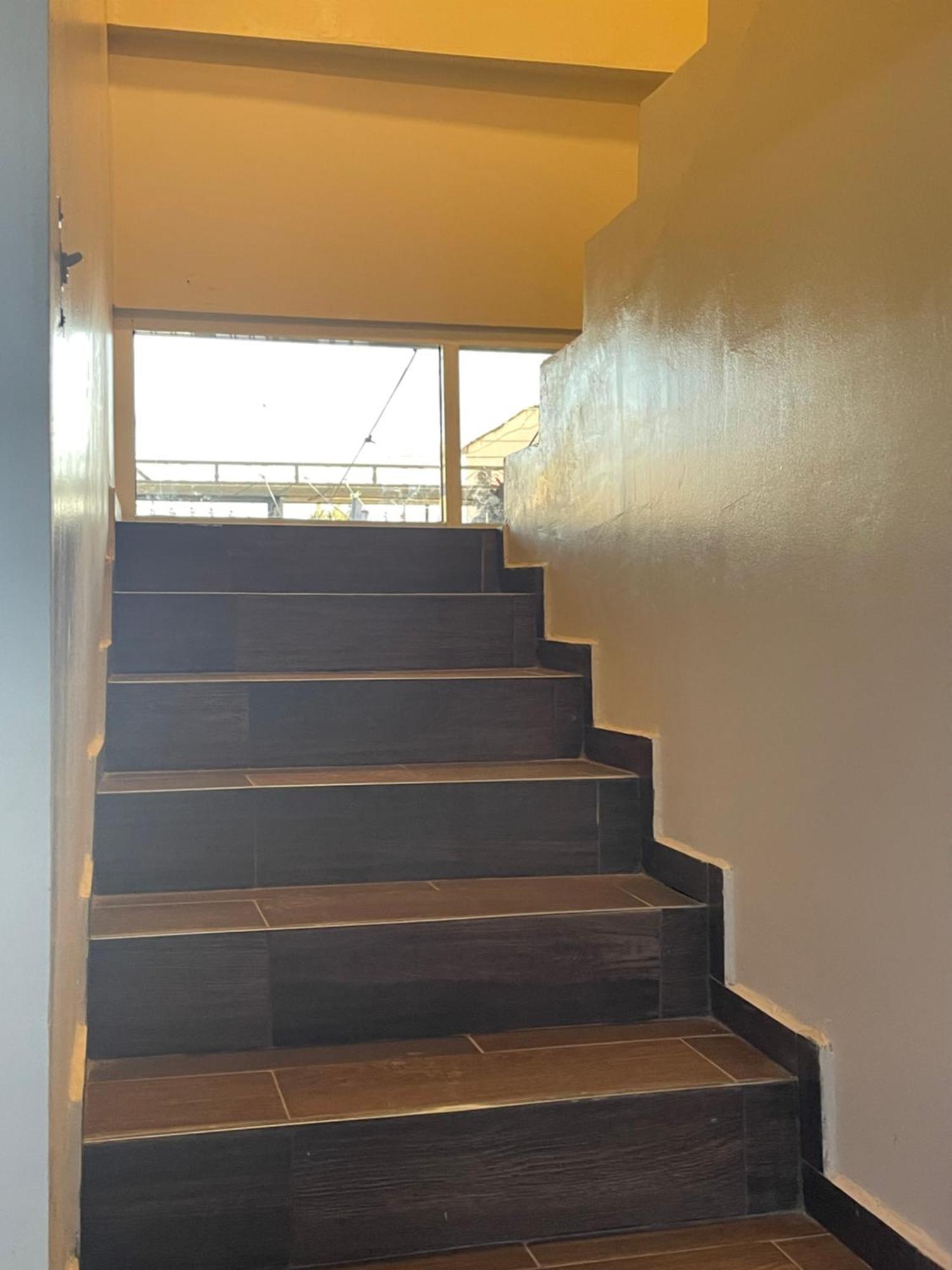 Apartamentos Aeropuerto Ciudad Juárez Esterno foto