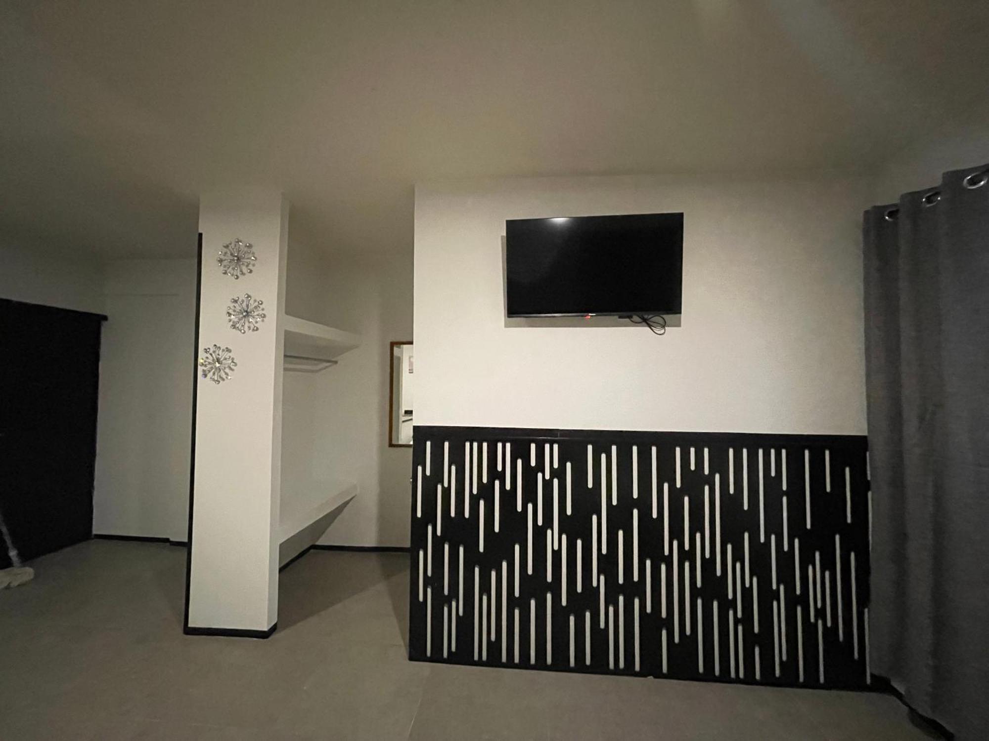 Apartamentos Aeropuerto Ciudad Juárez Esterno foto