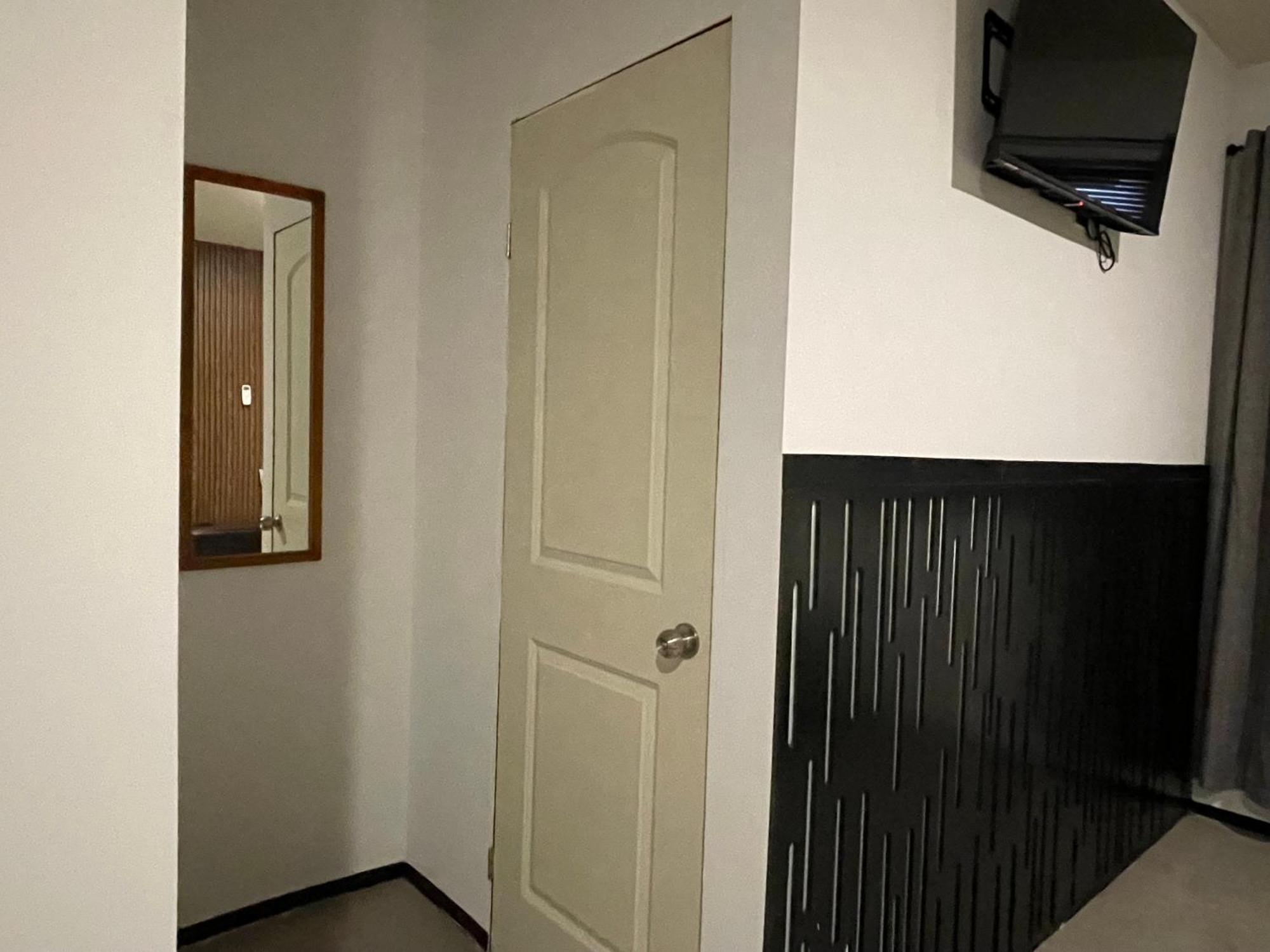 Apartamentos Aeropuerto Ciudad Juárez Esterno foto